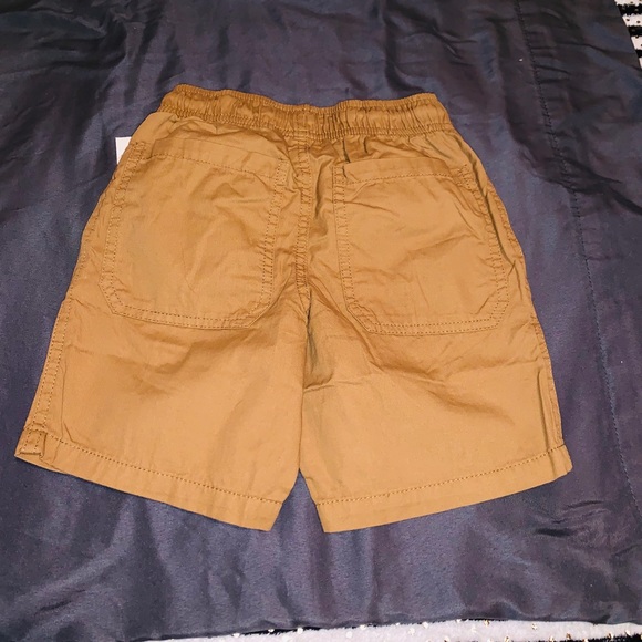 Little Boys size 4/5, 4 Pocket Shorts NWT - Picture 2 of 4